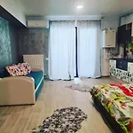 Ementi *