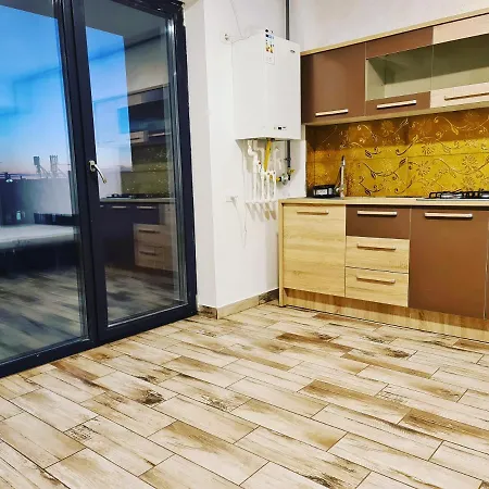 Ementi * Нэводари