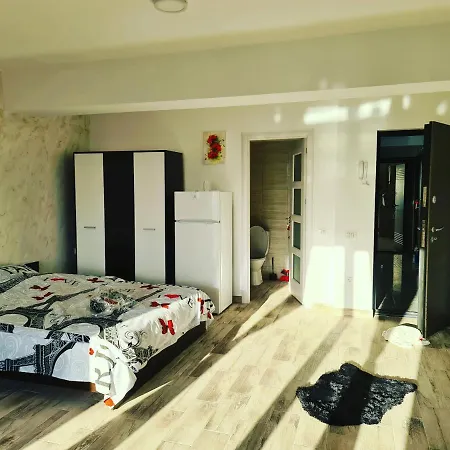 Ementi Апартаменты Нэводари