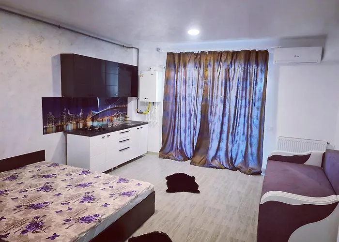 Ementi דירה Năvodari