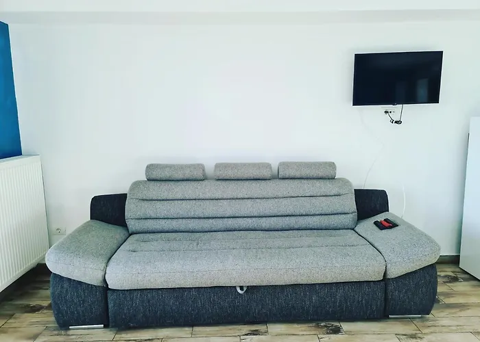 Ementi דירה Năvodari