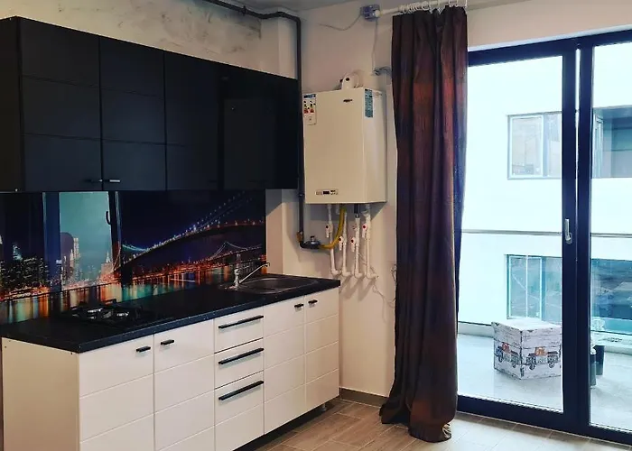 Ementi דירה Năvodari